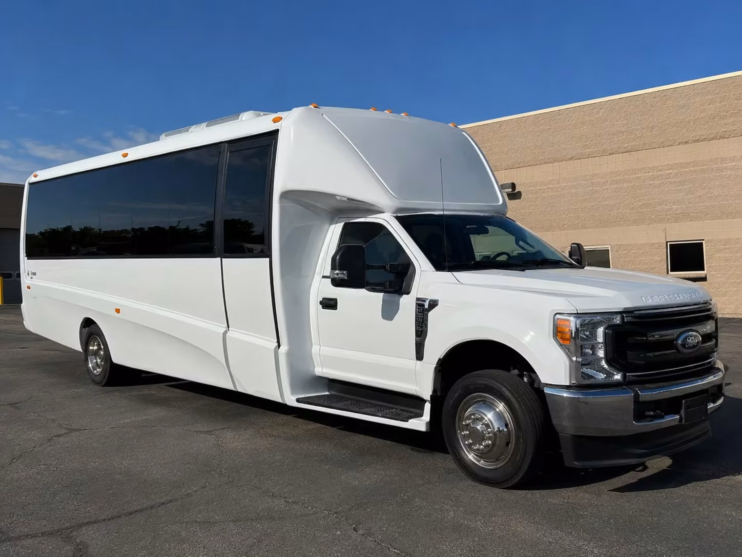 18 passenger minibus