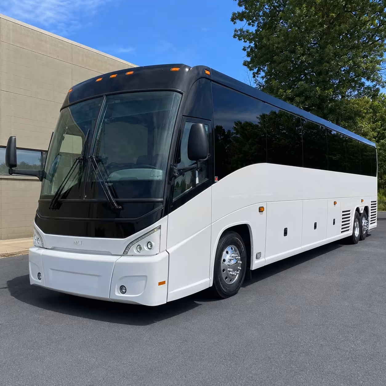 charterbusrentalrentonwa com makes long distance transportation easy for renton sports teams schools and corporate groups